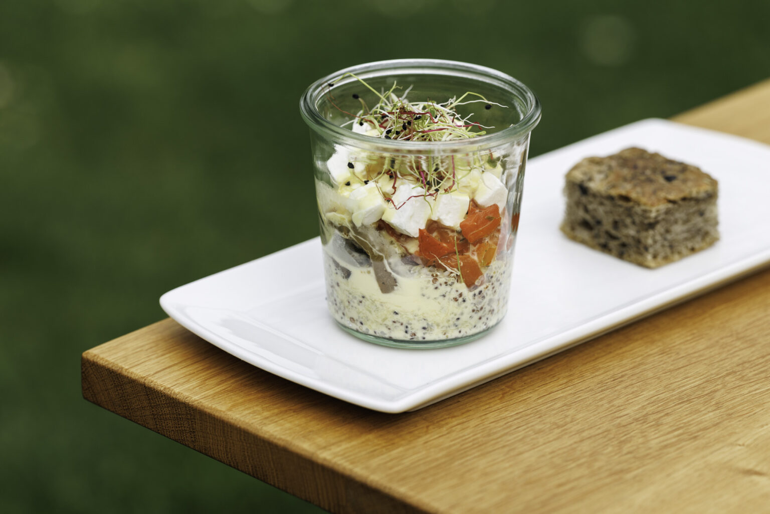 BIEL BIENNE - 16APR25 - Le p’tit Schluck Buvette im alten Pfoertnerhaus im Stadtpark Biel.

Quinoa-Bowl
Gemuese suess-sauer, Feta & Mango-Dressing

https://leptitschluck.ch

Betrieben wird die Buvette von der Residenz Au Lac. In enger Zusammenarbeit mit dem Jugendkulturhaus X-Project werden generationenverbindende, soziokulturelle Veranstaltungen organisiert.

Residenz Au Lac Tel. 032 328 29 30 info@residenz-au-lac.ch

X-Project Tel. 077 486 41 08 office@x-project.ch

Biel Bienne, Mittwoch 16. April 2025

© SEVERIN NOWACKI Fotograf BR Postfach CH-3001 Bern Switzerland +41 79 761 33 46 PC 30-455681-8 info@nowacki.ch www.nowacki.ch